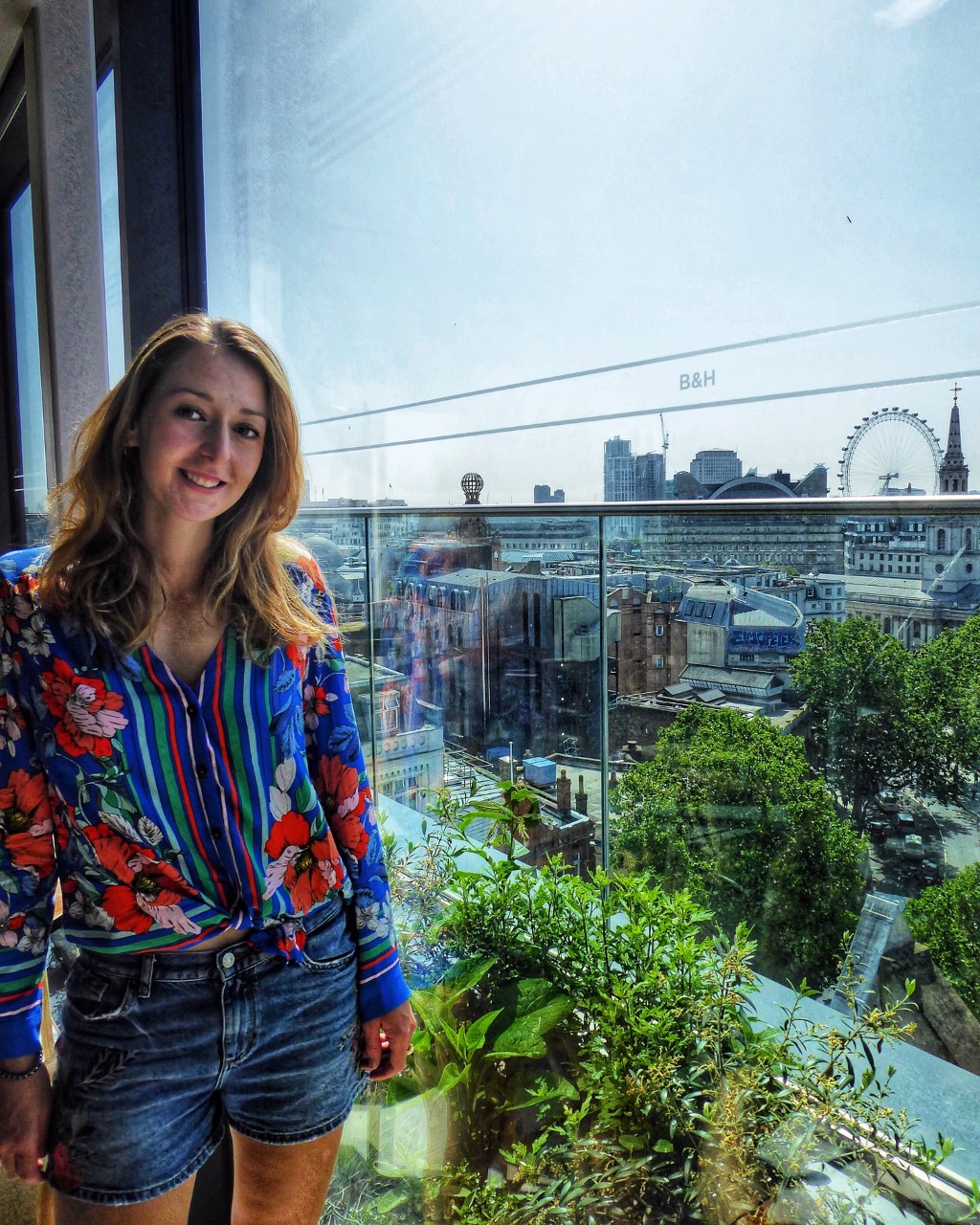 Bourne and Hollingworth 4